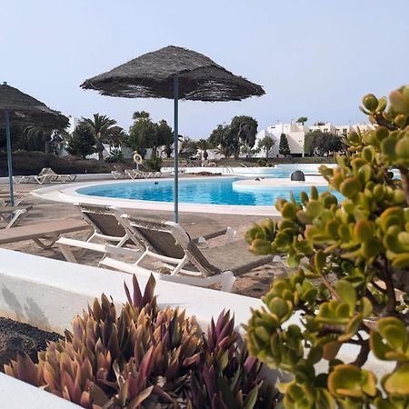 Charming Flat In Los Molinos With Terrace & Pools, Near Playa Bastian Costa Teguise Kültér fotó