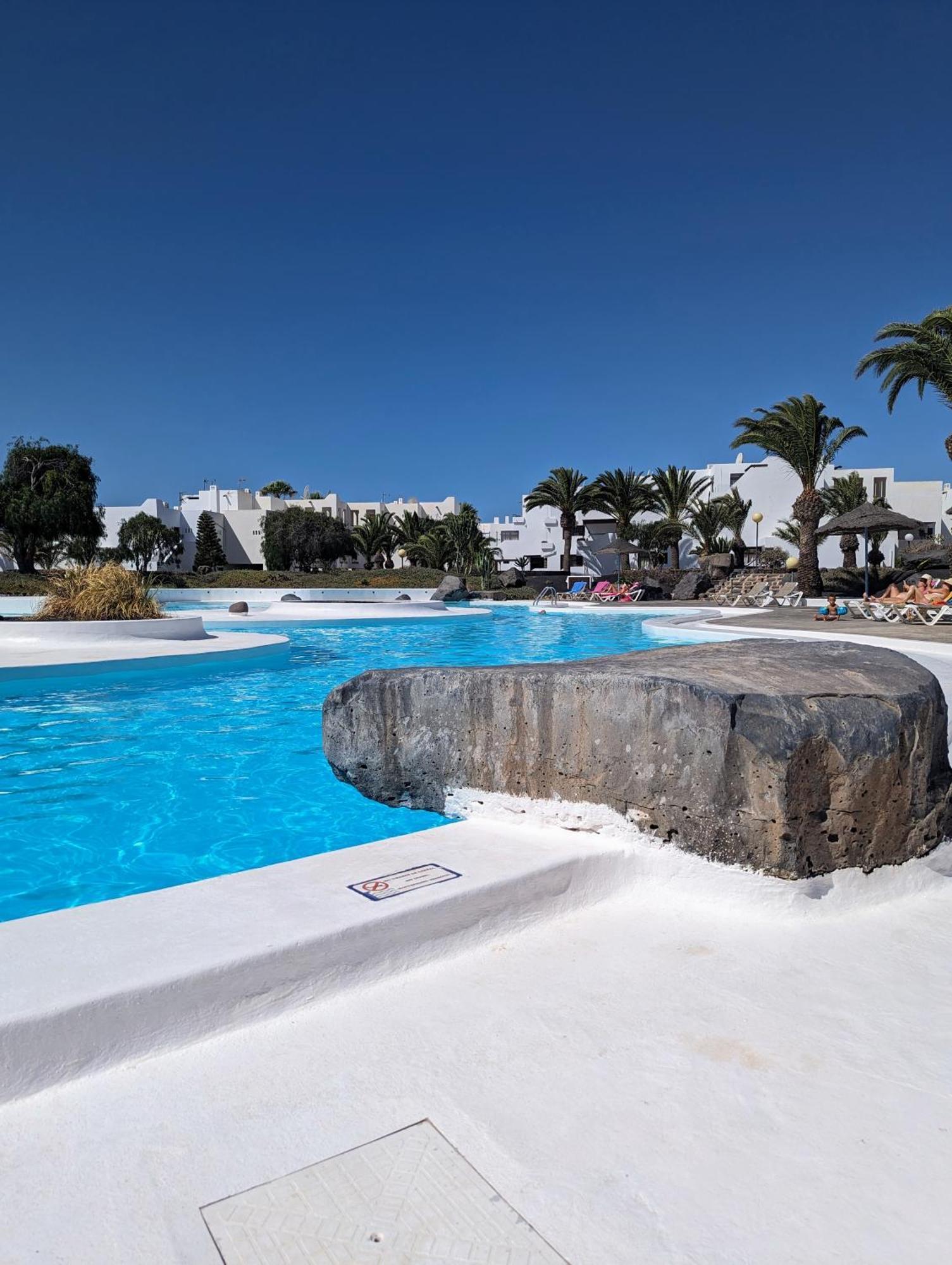 Charming Flat In Los Molinos With Terrace & Pools, Near Playa Bastian Costa Teguise Kültér fotó