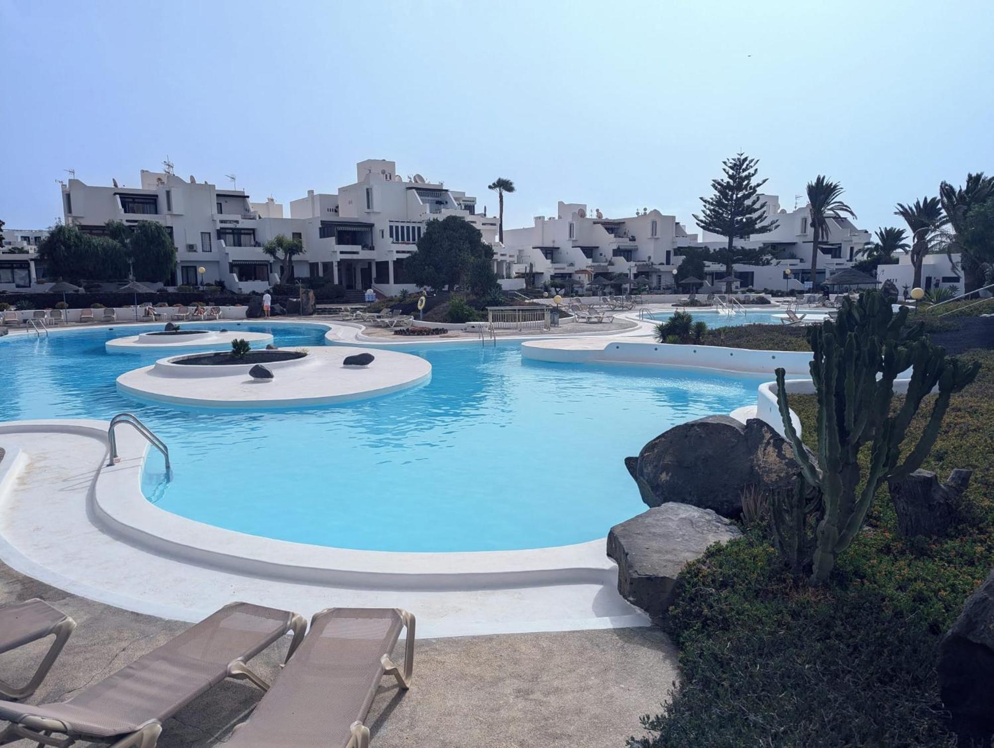 Charming Flat In Los Molinos With Terrace & Pools, Near Playa Bastian Costa Teguise Kültér fotó